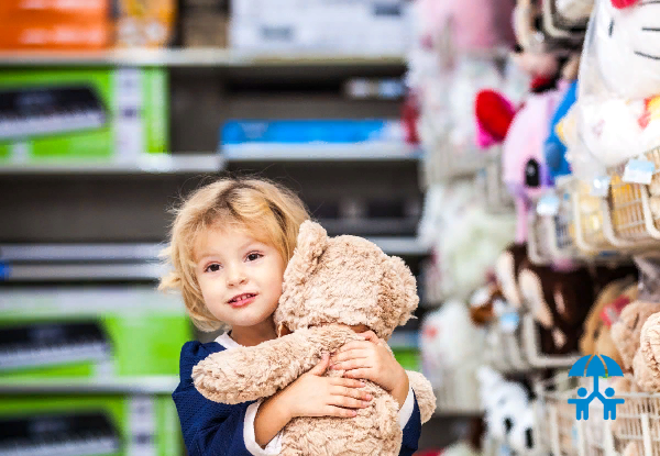 Перечень товаров первой необходимости для удовлетворения основных жизненных потребностей семей с детьми формирует АИДТ 